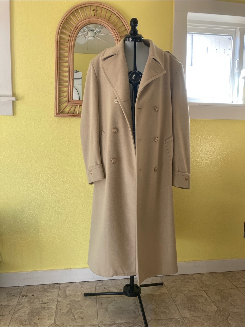 Vintage Valente Italian Wool Cashmere Men’s Overcoat - Picture 3 of 10